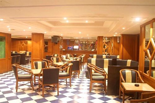 Hotel Maurya International Chennai Exterior photo